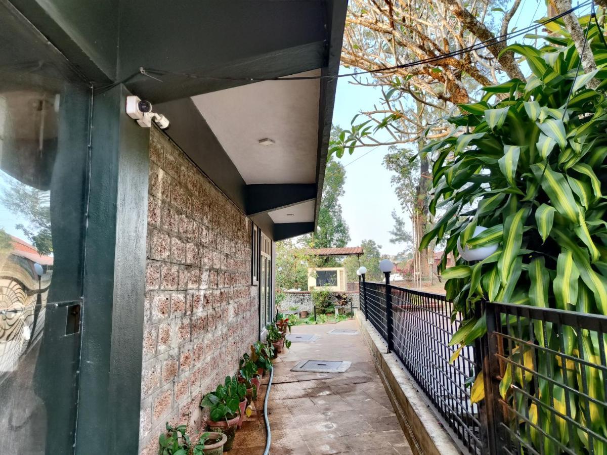 Red Stone Villas Coorg Madikeri Exterior photo
